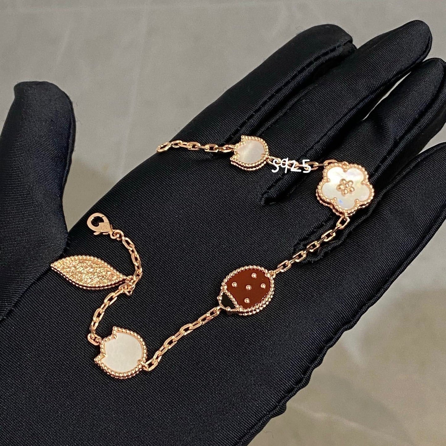 [Echo]LUCKY SPRING 5 MOTIF BRACELET
