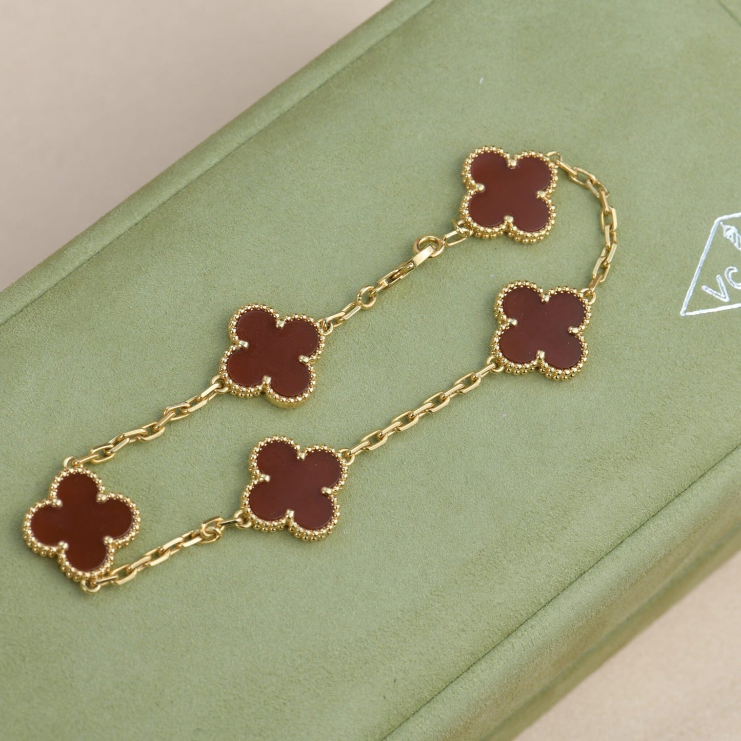 [Echo]CLOVER 5 MOTIFS RED AGATE  BRACELET