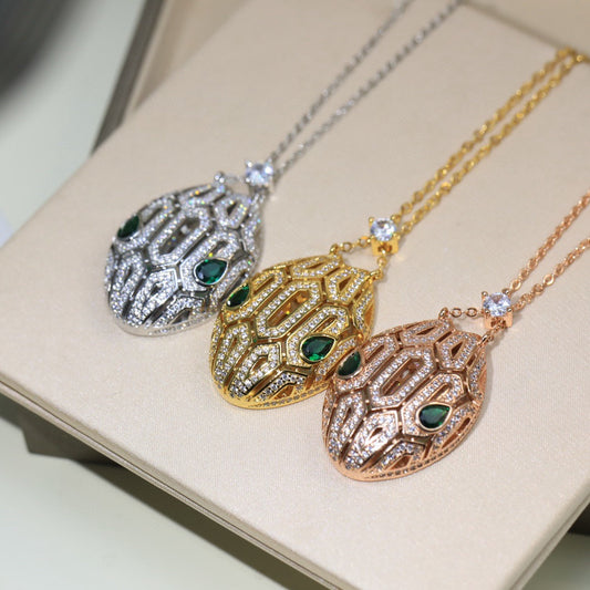 [Echo ]EMERALD SNAKE HEAD NECKLACE