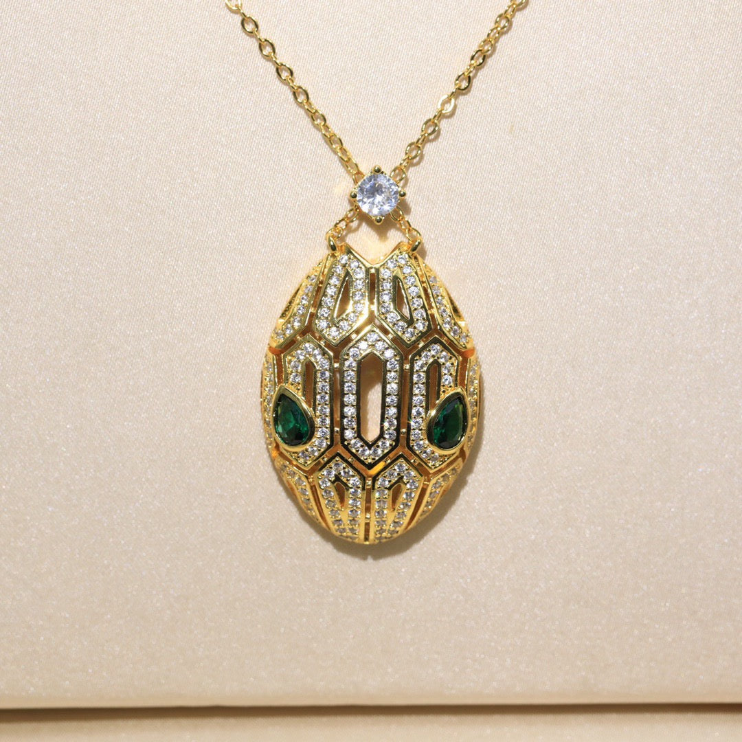 [Echo ]EMERALD SNAKE HEAD NECKLACE