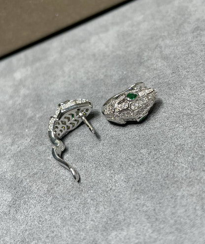 [Echo ]EMERALD SPIRIT SNAKE EARRINGS