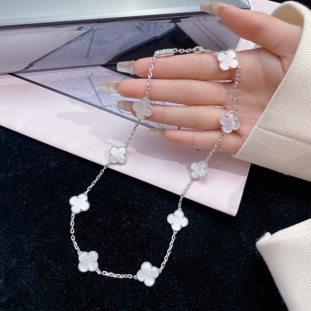 [Echo ]CLOVER 10 MOTIFS WHITE MOTHER OF PEARL NECKLACE