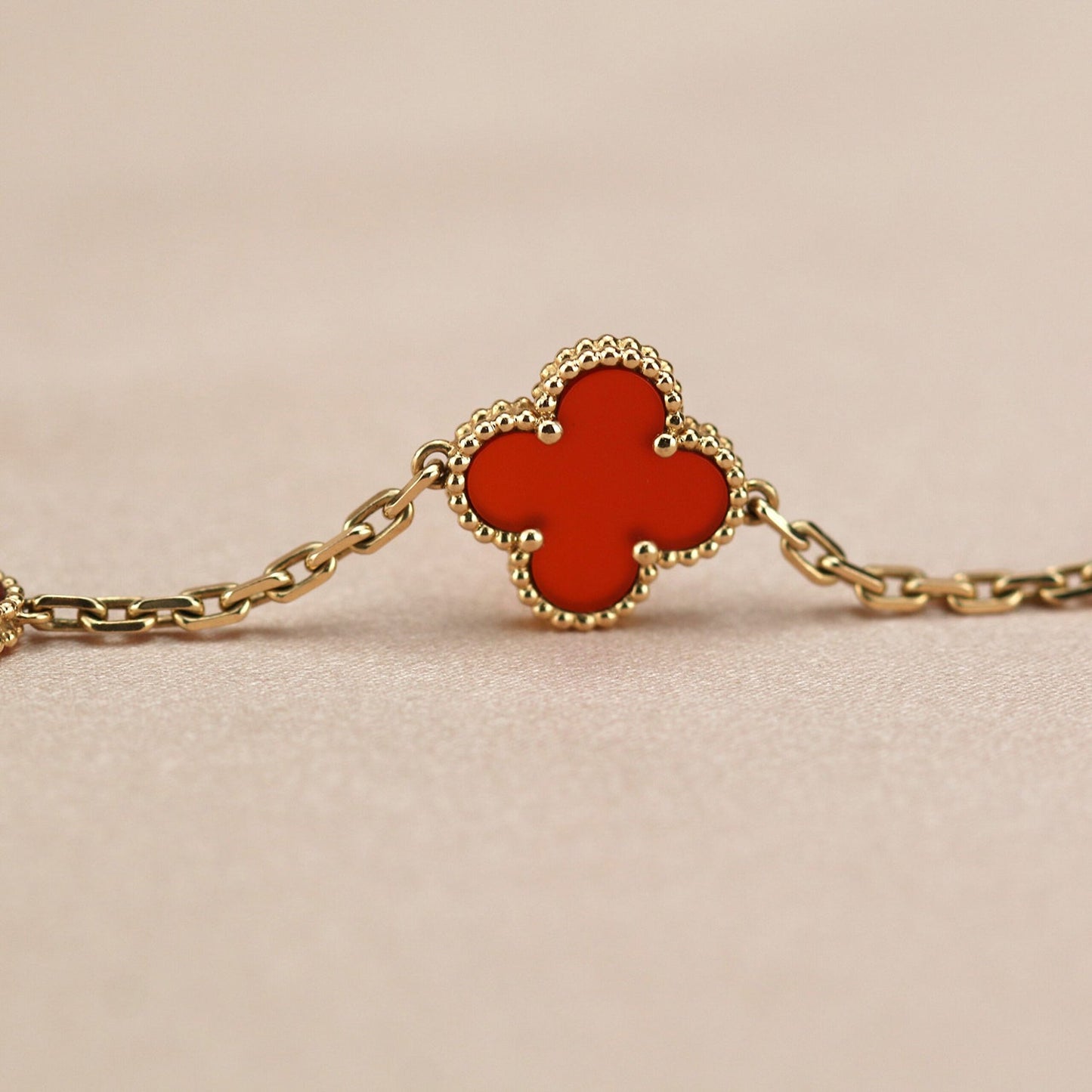 [Echo]CLOVER 5 MOTIFS RED AGATE  BRACELET
