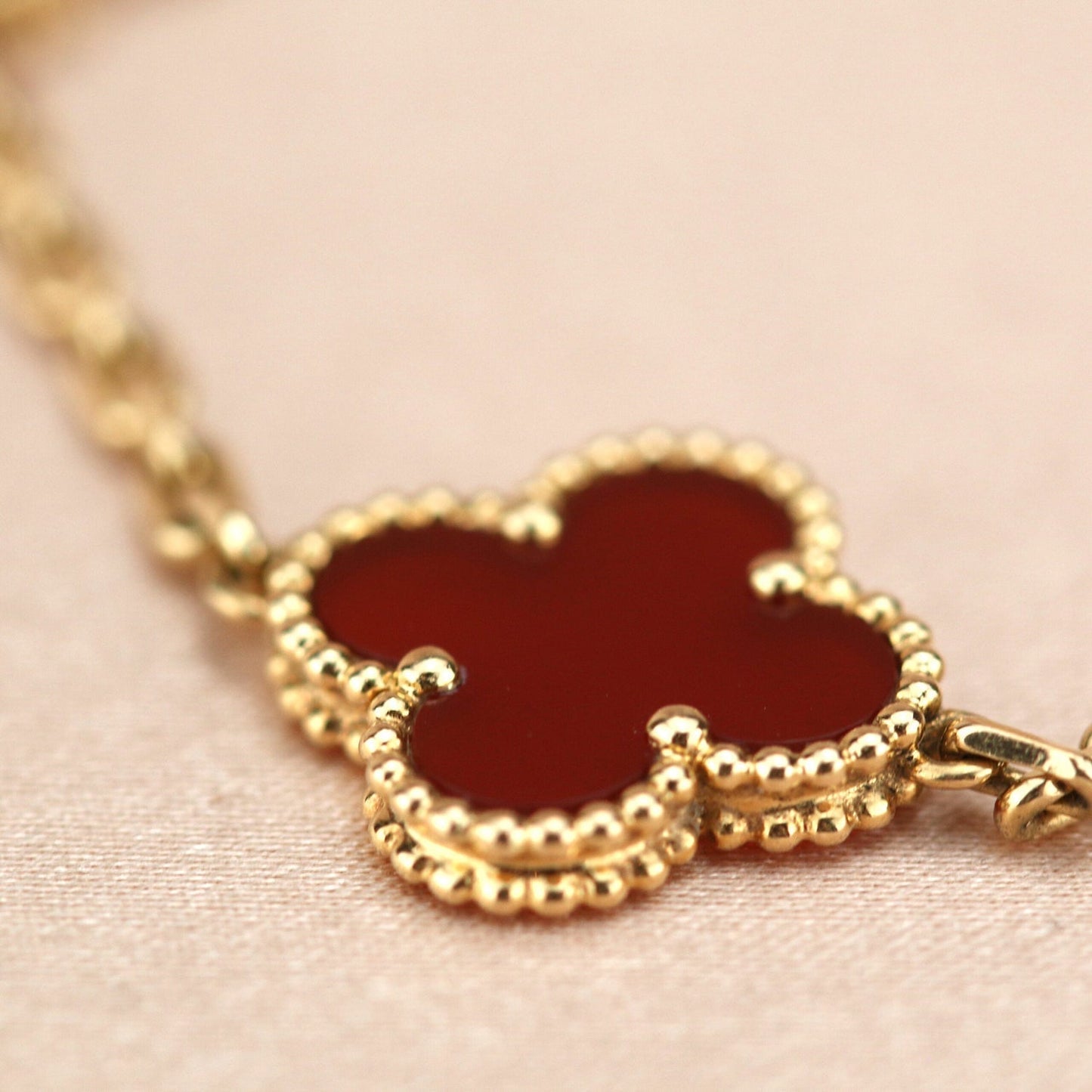 [Echo]CLOVER 5 MOTIFS RED AGATE  BRACELET