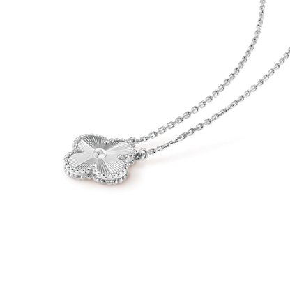 [Echo ]CLOVER 15MM LASER NECKLACE SILVER