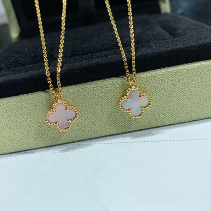 [エコー]クローバー 15mm ピンク マザーオブパール シングルフラワーネックレス