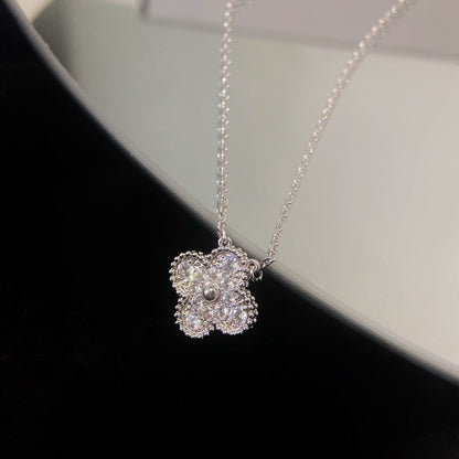 [Echo ]CLOVER 15MM DIAMOND SINGLE FLOWER NECKLACE