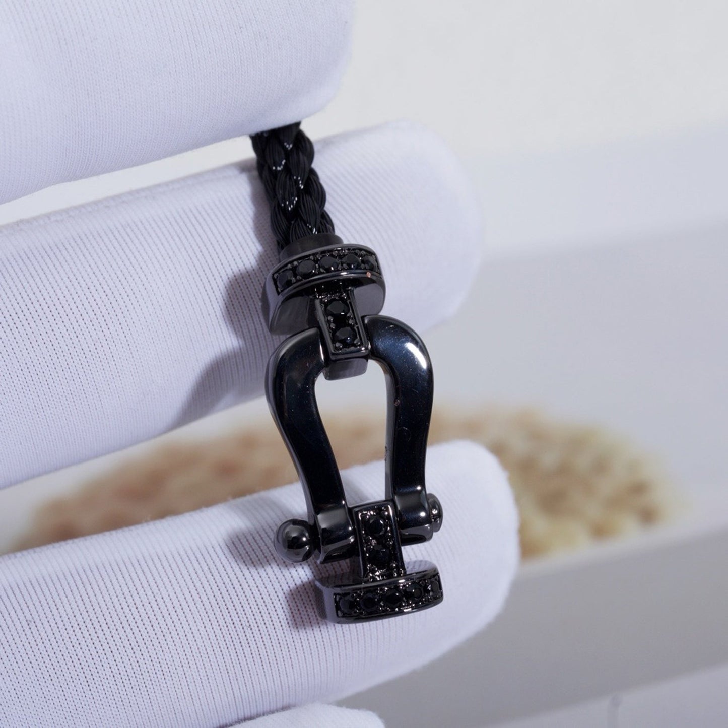 [Echo ]FORCE LARGE SERIES HORSESHOE BLACK SAMURAI BRACELET