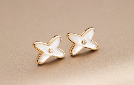 [ECHO ]JEUX DE WHITE MOP ROSE GOLD DIAMOND EARRINGS