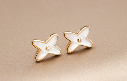 [Echo ]JEUX DE WHITE MOP PINK GOLD DIAMOND EARRINGS