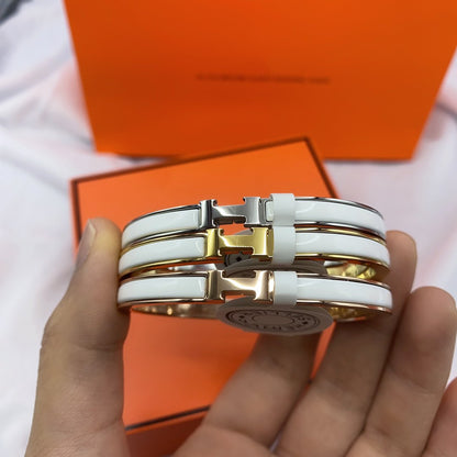 [エコー]クラシック HM クリック ホワイト 8mm エナメルブレスレット
