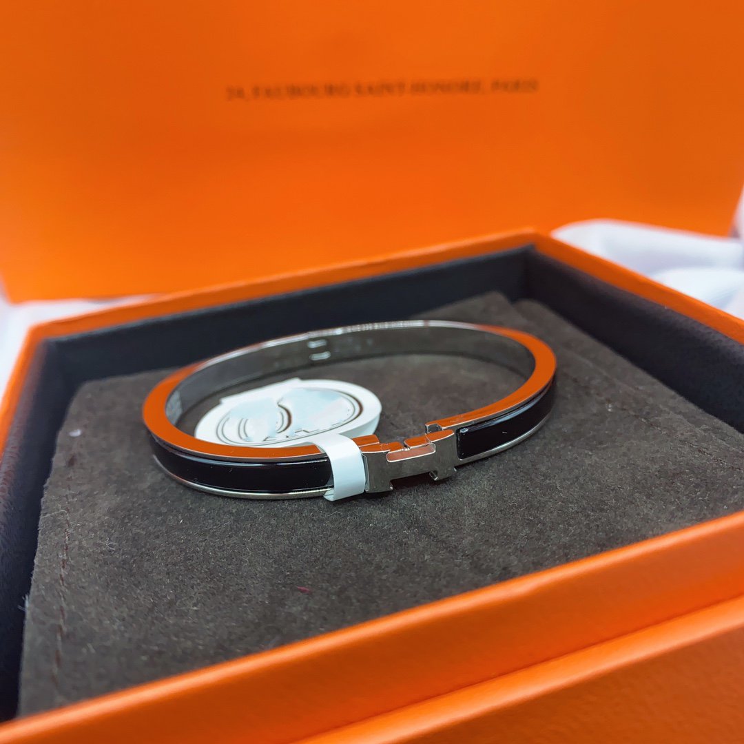 [Echo ]CLASSIC HM CLIC BLACK 8MM ENAMEL BRACELET