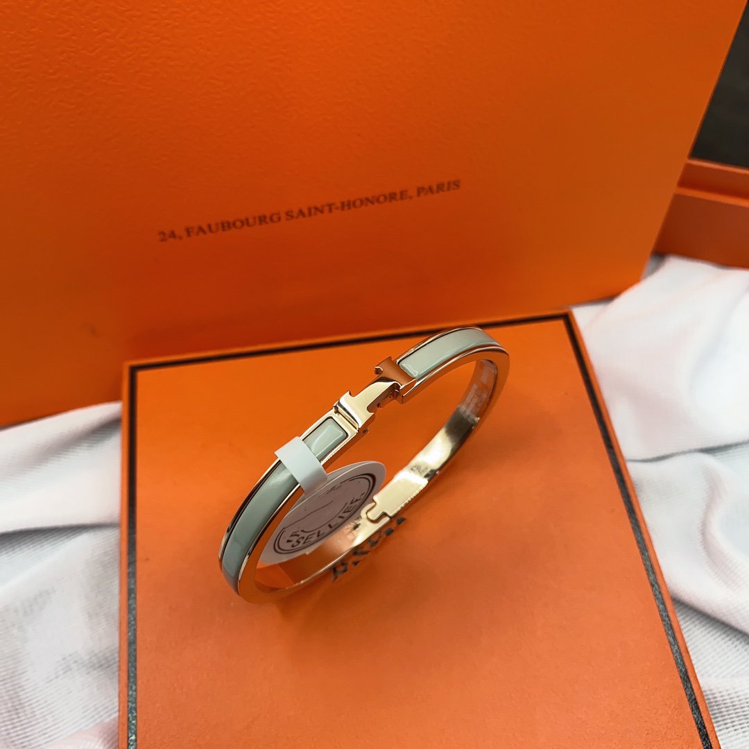 [Echo ]CLASSIC HM CLIC GREEN 8MM ENAMEL BRACELET