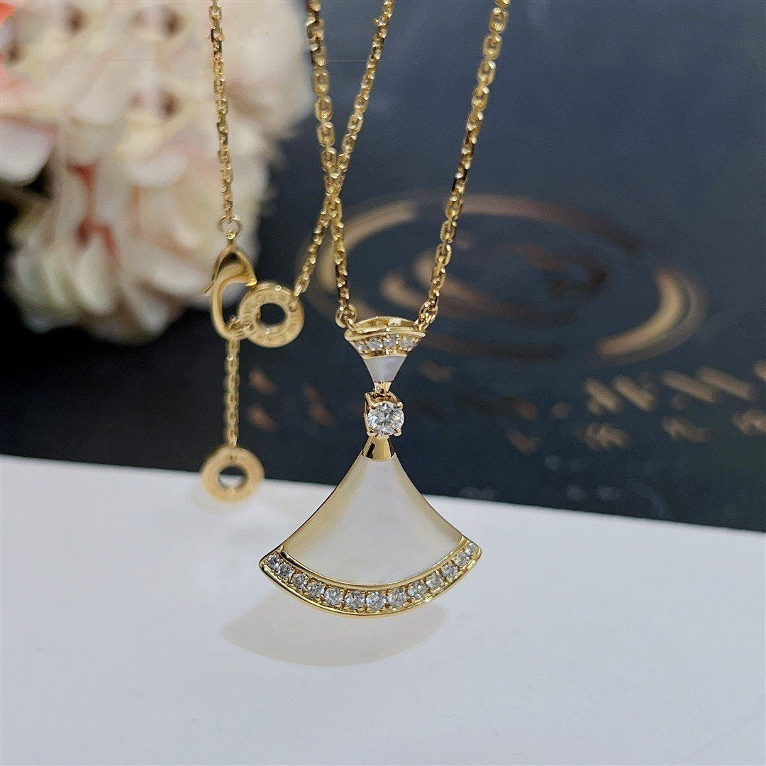 [Echo ]DREAM NECKLACE MOP GOLD DIAMOND