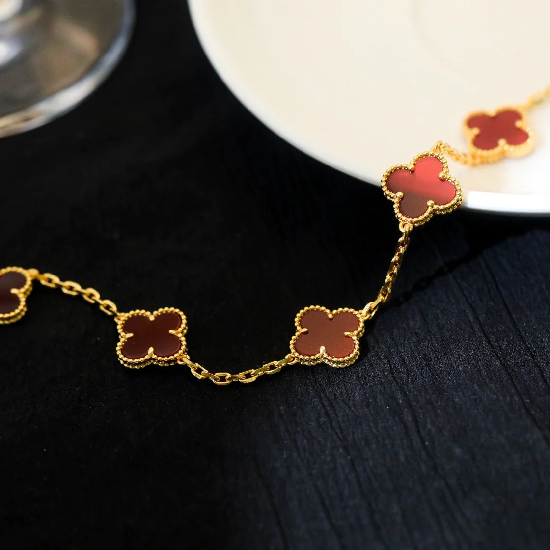 [Echo]CLOVER 5 MOTIFS RED AGATE  BRACELET