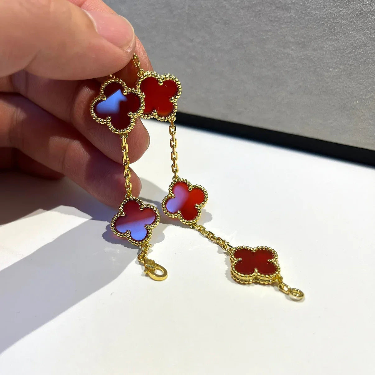 [ECHO ] CLOVER 5 MOTIF RED CORNELIAN BRACELET COLLECTION