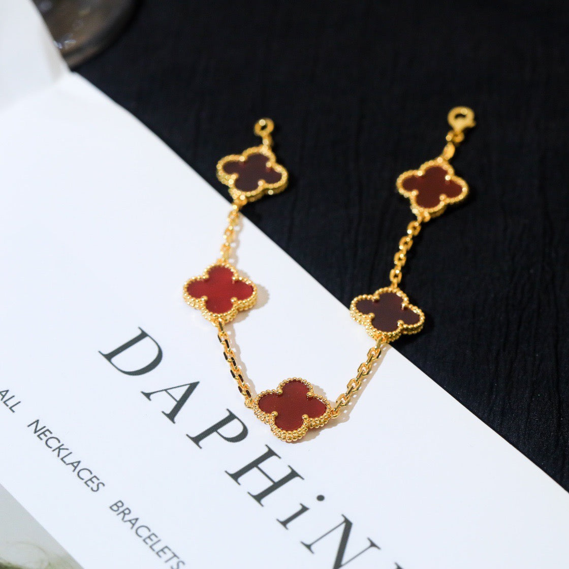 [Echo]CLOVER 5 MOTIFS RED AGATE  BRACELET