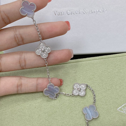 [ECHO ] CLOVER 5 MOTIF PURPLE CHALCEDONY BRACELET COLLECTION