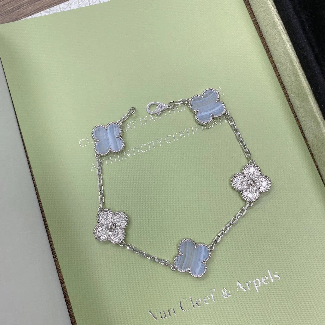 [ECHO ] CLOVER 5 MOTIF PURPLE CHALCEDONY BRACELET COLLECTION