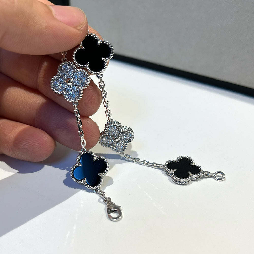 [ECHO ] CLOVER 5 MOTIF ONYXS BRACELET COLLECTION