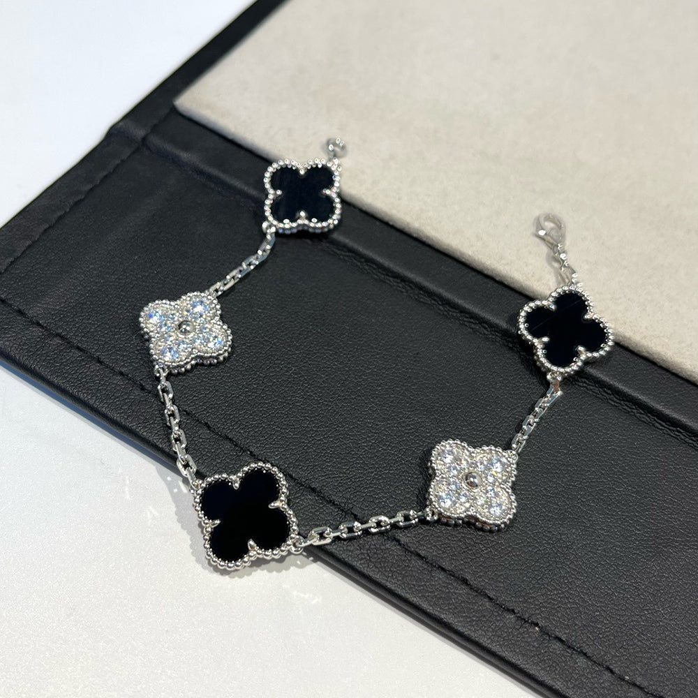 [ECHO ] CLOVER 5 MOTIF ONYXS BRACELET COLLECTION