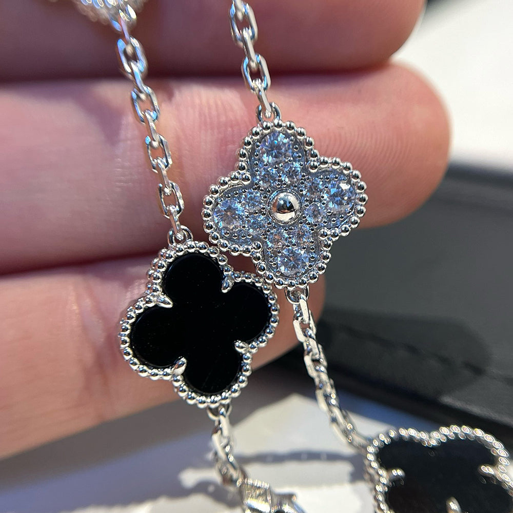 [ECHO ] CLOVER 5 MOTIF ONYXS BRACELET COLLECTION