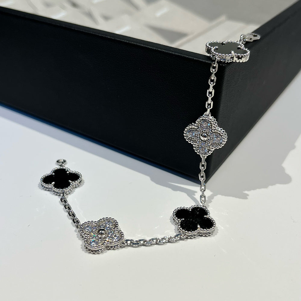 [ECHO ] CLOVER 5 MOTIF ONYXS BRACELET COLLECTION