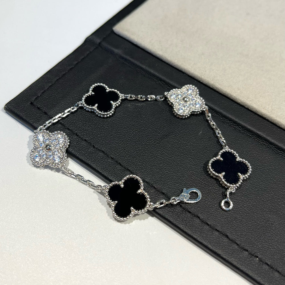 [ECHO ] CLOVER 5 MOTIF ONYXS BRACELET COLLECTION
