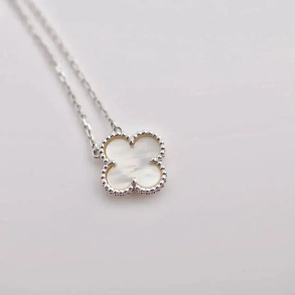 [Echo ]CLOVER  15MM WHITE MOTHER-OF-PEARL SILVER