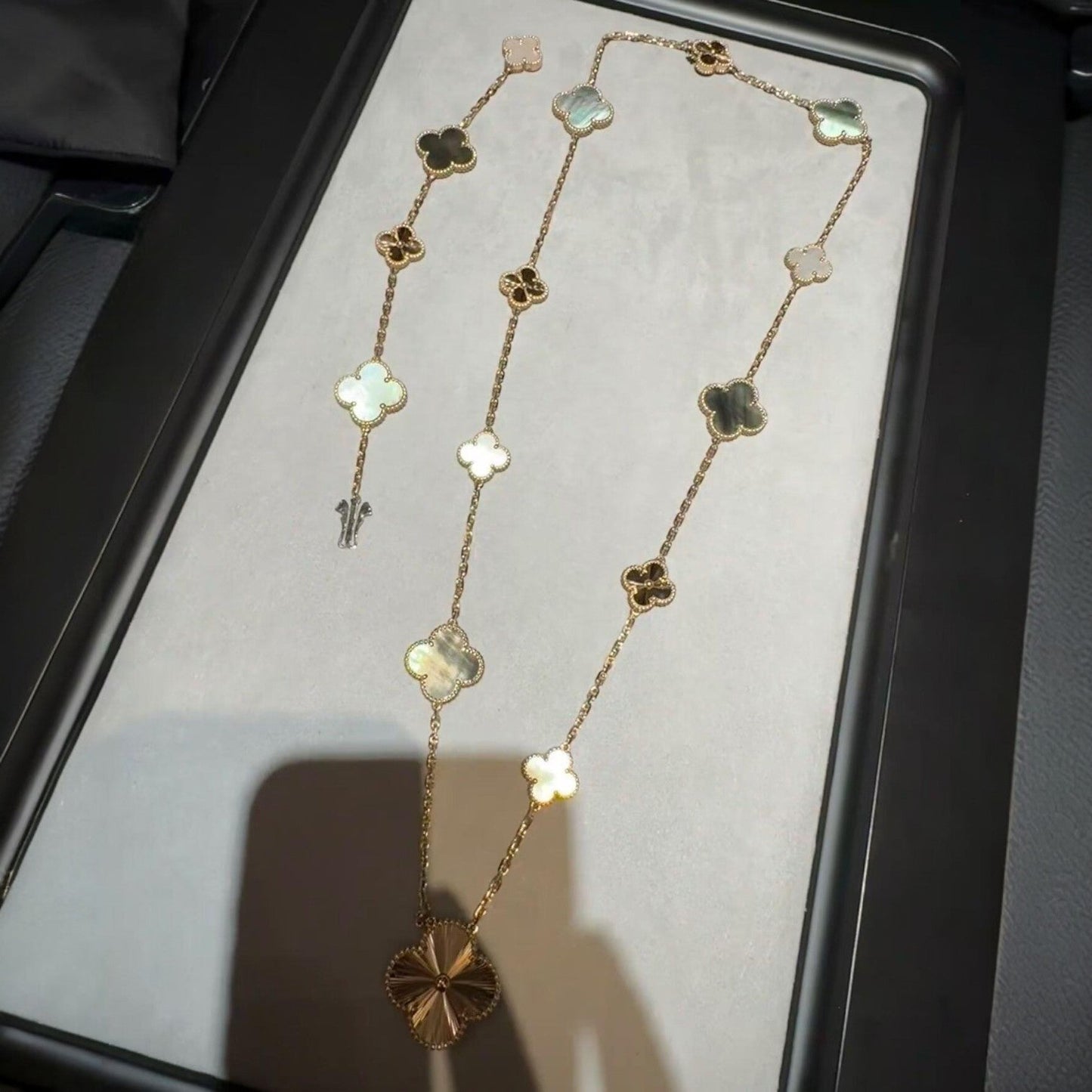 [ECHO]DETACHABLE CLOVER 15(11+4) FLOWER ROSE GOLD NECKLACE SET