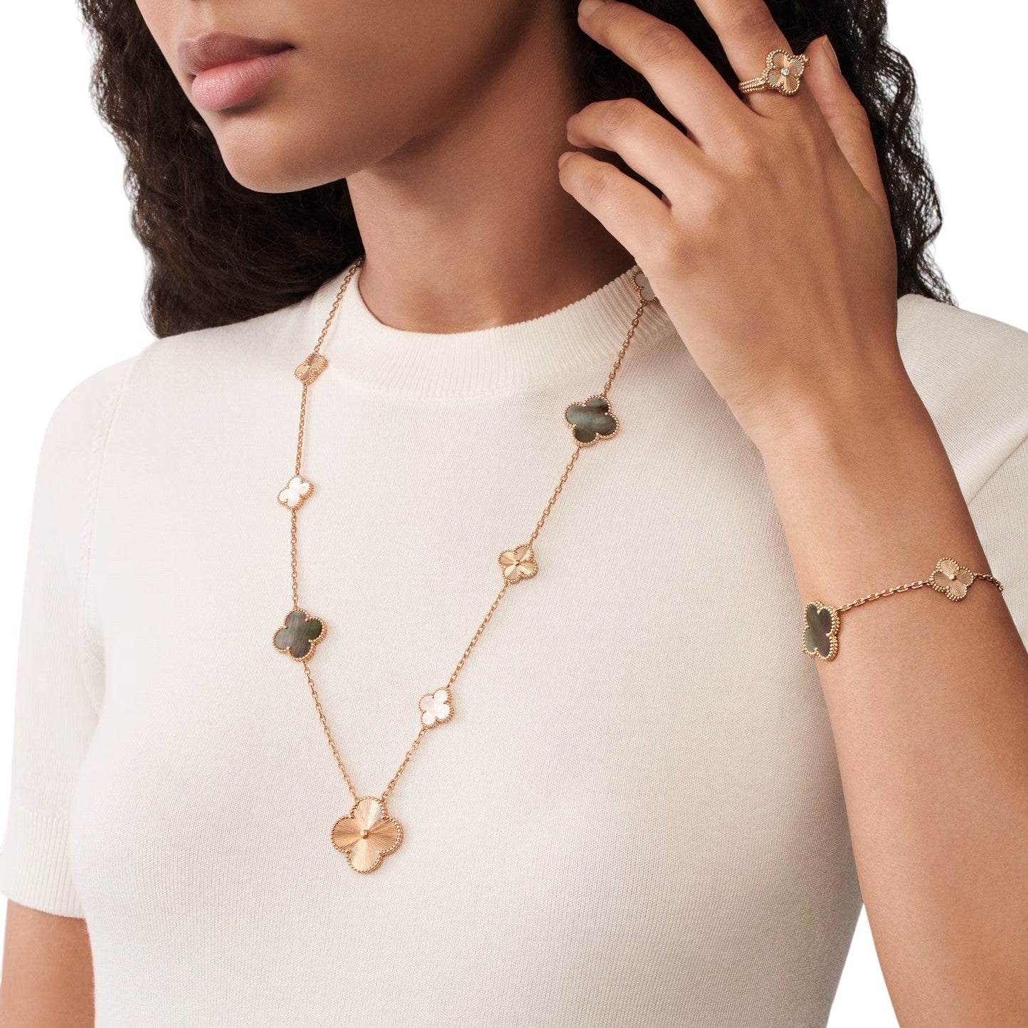 [ECHO]DETACHABLE CLOVER 15(11+4) FLOWER ROSE GOLD NECKLACE SET