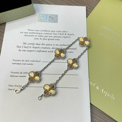 [Echo]CLOVER  5 MOTIFS  CHRISTMAS LIMITED EDITION BRACELET