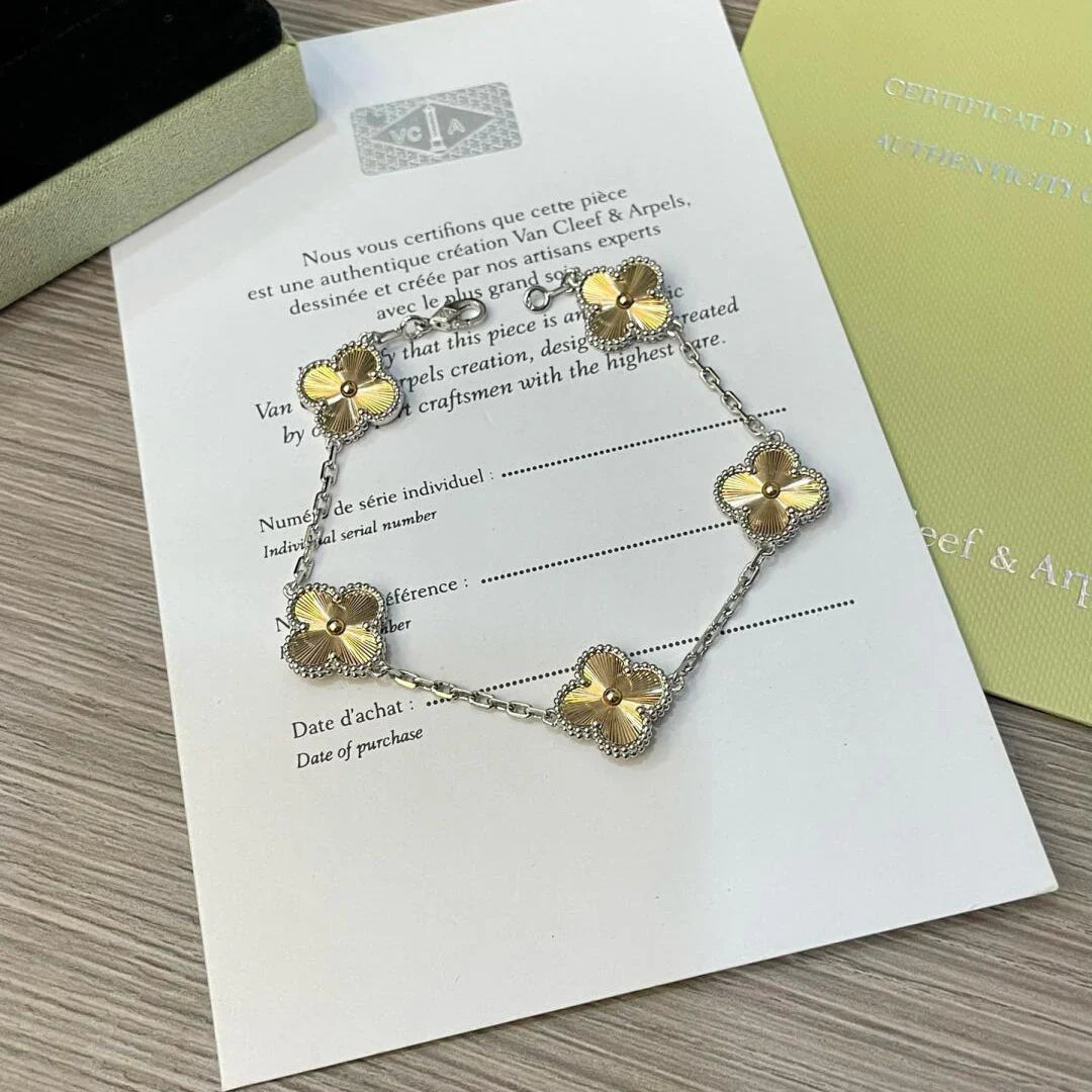[ECHO ] CLOVER 5 MOTIF LASER BRACELET COLLECTION