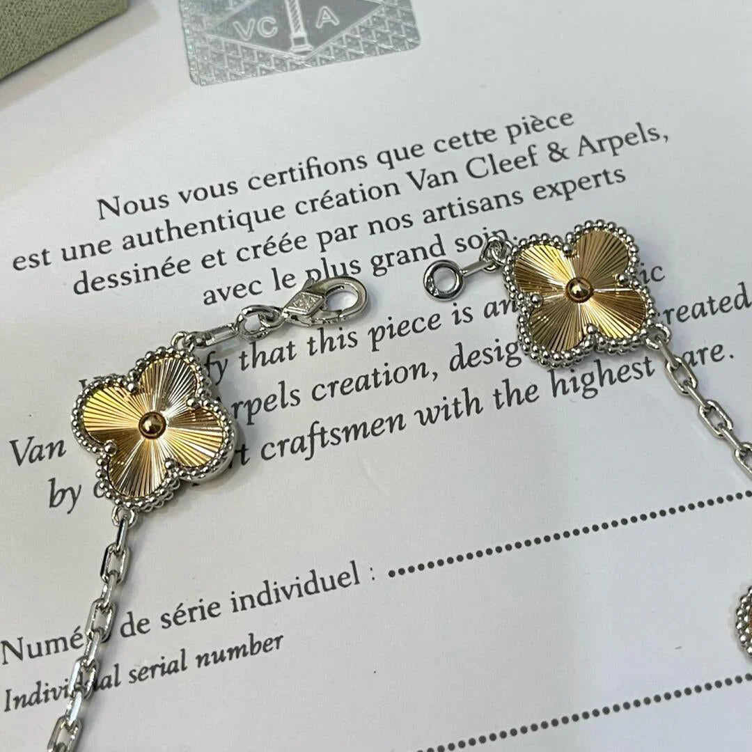[ECHO ] CLOVER 5 MOTIF LASER BRACELET COLLECTION