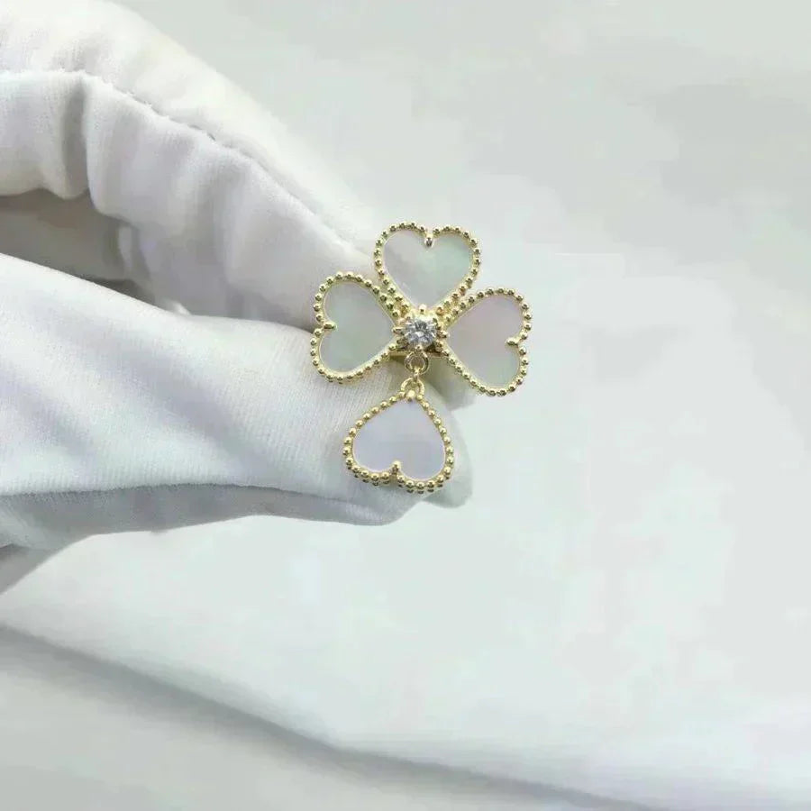 [Echo ]SWEET CLOVER WHITE MOP RING