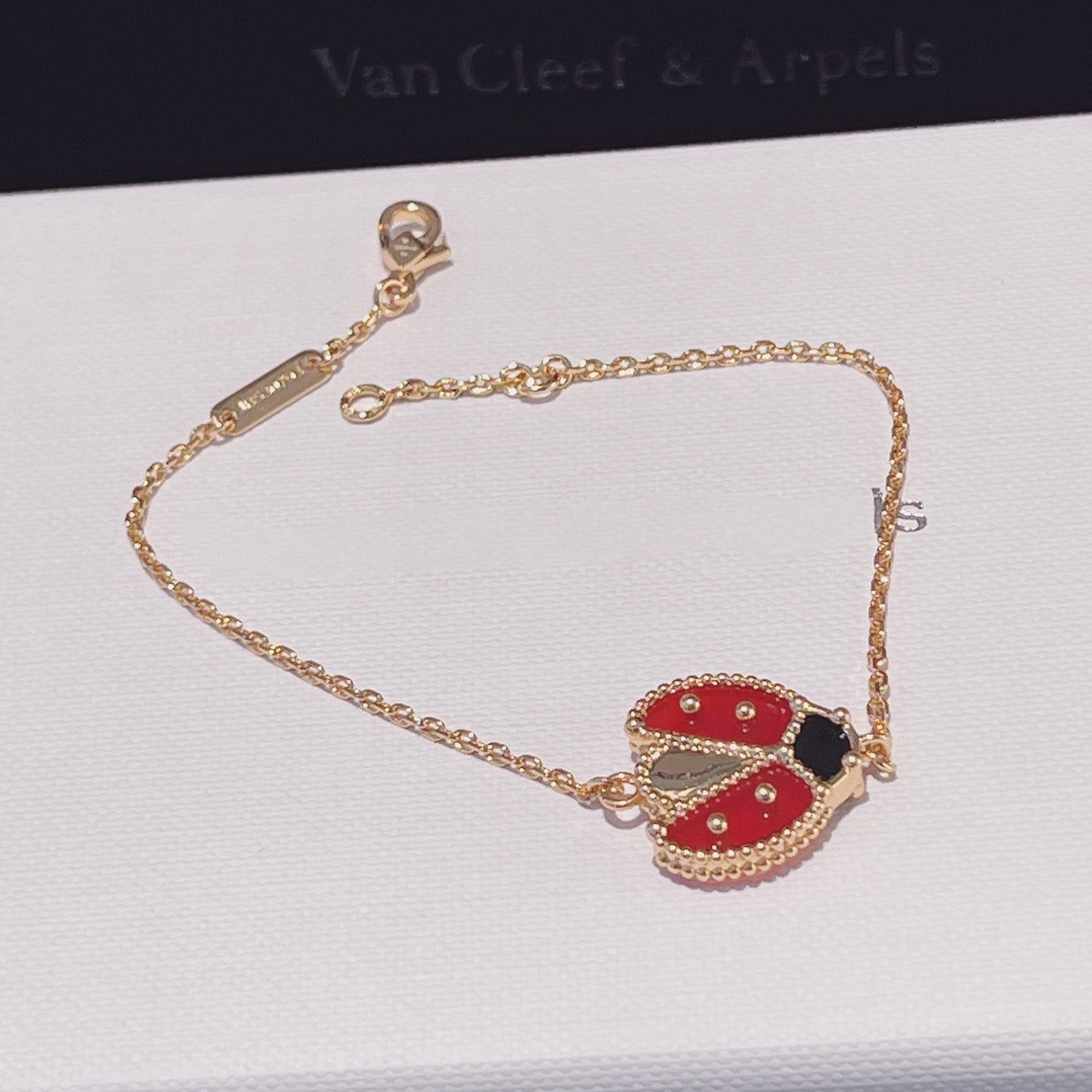 [Echo ]LUCKY SPRING 1 MOTIF PINK GOLD BRACELET