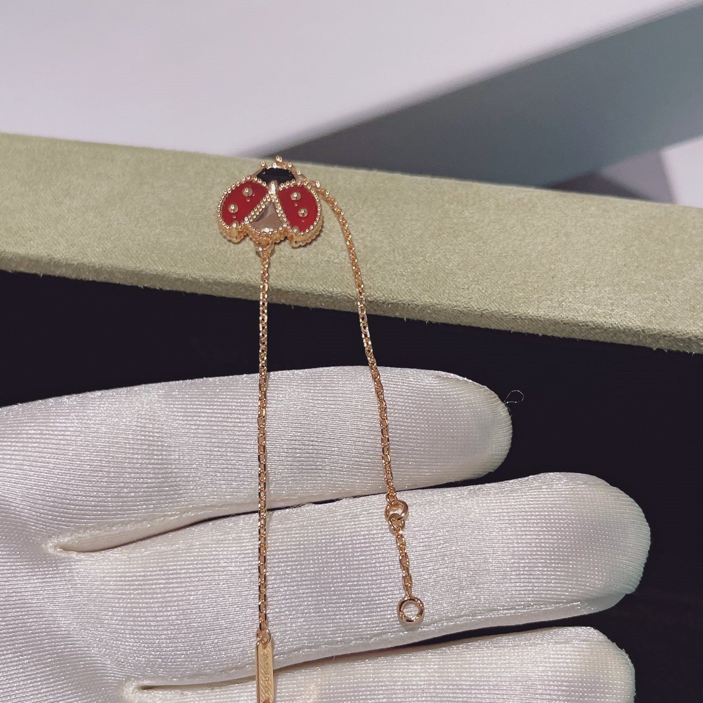 [Echo ]LUCKY SPRING 1 MOTIF PINK GOLD BRACELET