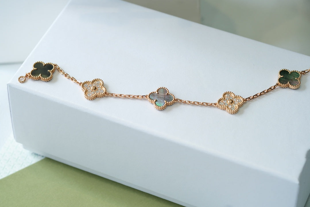 [Echo]CLOVER 5 MOTIFS DARK MOP AND DIAMONDS PINK GOLD BRACELET